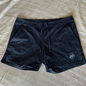 Mammut Hueco Short - Women's (Never Worn)